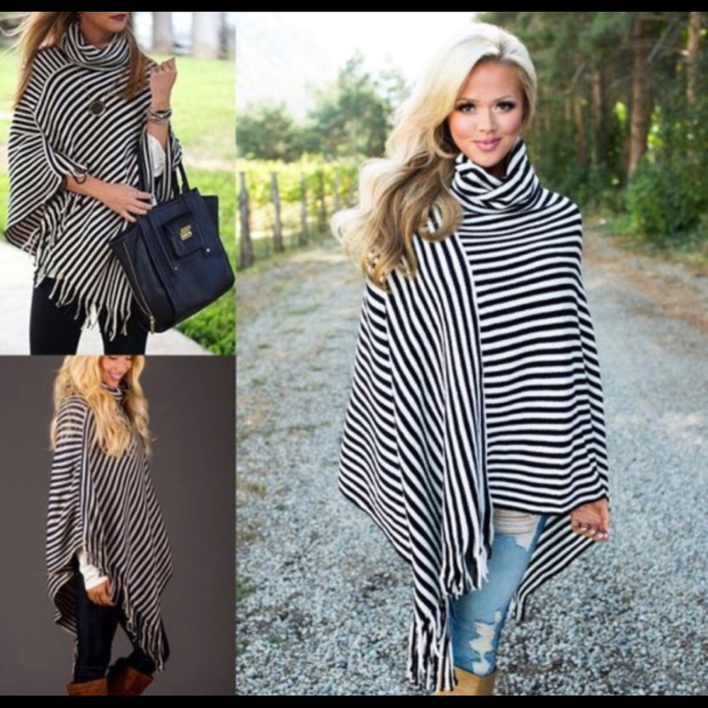 EMMALEE poncho - Picture 3 of 3